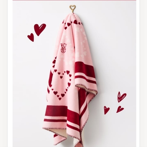 Victoria's Secret Other - Victoria's Secret Valentines Cozy Fleece Throw Blanket NEW Pink & Red Hearts